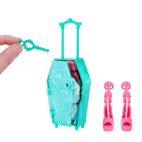 Monster High Lagoona Blue con Maleta Gore-geous Oasis