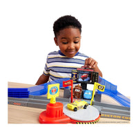 Cars Pista de Acrobacias de la Copa Piston Mattel JHL42