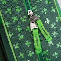 Mochila Chica Chenson Preescolar Kinder Minecraft Creeper Texturizado Mc65588-g Coleccion Brock Color Verde Diseño De La Tela Mc65772-9