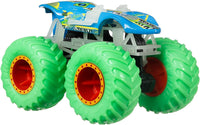 Hot Wheels Monster Trucks Glow 1:64 Escala HCB50 Mattel
