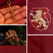 Cargar imagen en el visor de la galería, Lonchera Escolar Gryffindor Hogwarts Legacy HLG003-LB077A
