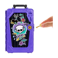 Monster High Jinafire con Maleta Gore-geous Oasis
