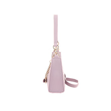 Cargar imagen en el visor de la galería, Bolso Tipo Crossbody Barbie Gorett Chenson Robbie BR23124-V
