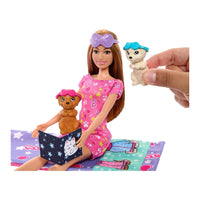 Barbie Muñeca Fiesta Pijamas con Perritos HXN01
