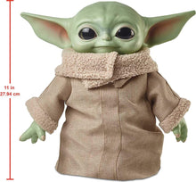 Cargar imagen en el visor de la galería, Star Wars Baby Yoda Peluche GWD85 Mattel
